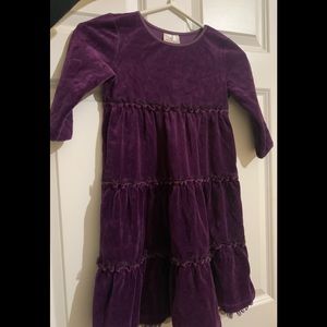 Sz 120 Hanna Andersson Purple/Eggplant Velour tiered dress